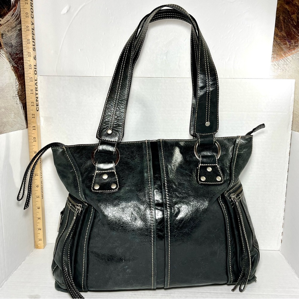 Large Kenneth Cole (Reaction) leather and silver bag